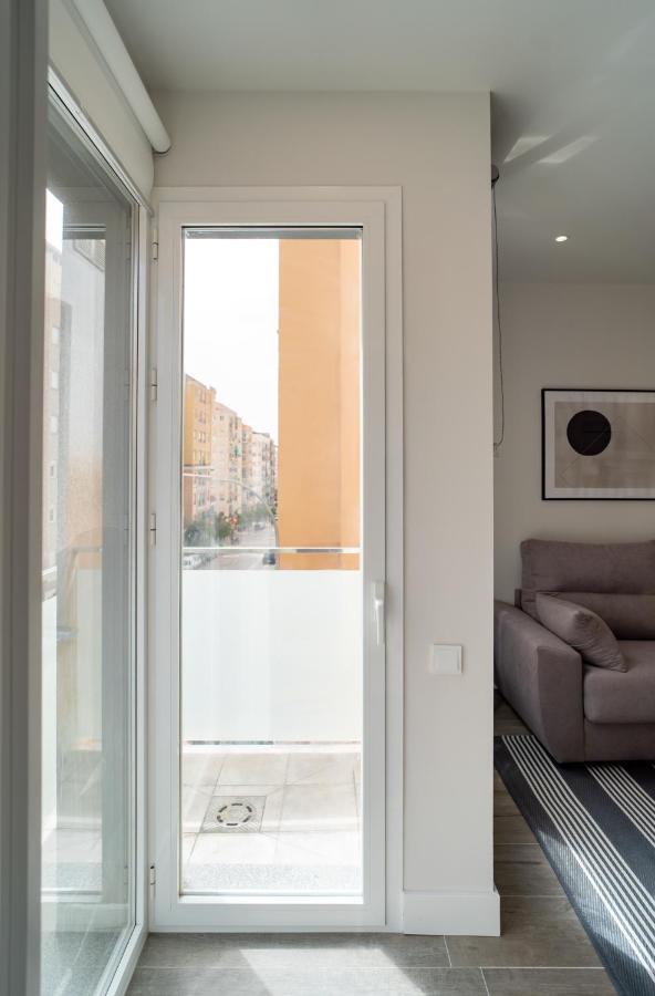 Aac Malaga - Apartamento Luminoso Y Nuevo, A 1,3Km Del Centro De Málaga Dış mekan fotoğraf